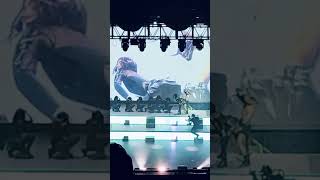 Greeicy Dándolo Todo En El Escenario