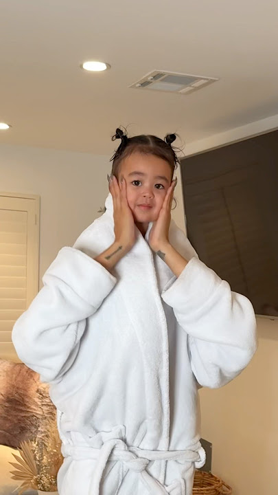 Download lagu My skin is soft as a baby! πΆπ»π