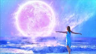 Really Slow Motion & Giant Apes - Blooming Star (Epic Emotional Uplifting)
