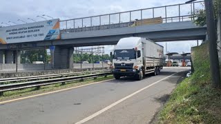 Wow lihat teman teman,ada truk molen,truk kontainer,berubah bentuk teman yayo vs truk keranda mayat