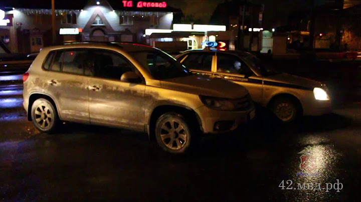 В Кузбассе водителя, уходившего от погони ГАИ, не остановили даже простреленные колеса