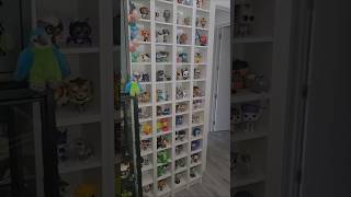 Funkos que tengo, sobre todo de animales, y aun faltan más por colocar: y lego, muñecas, etc FRIKI