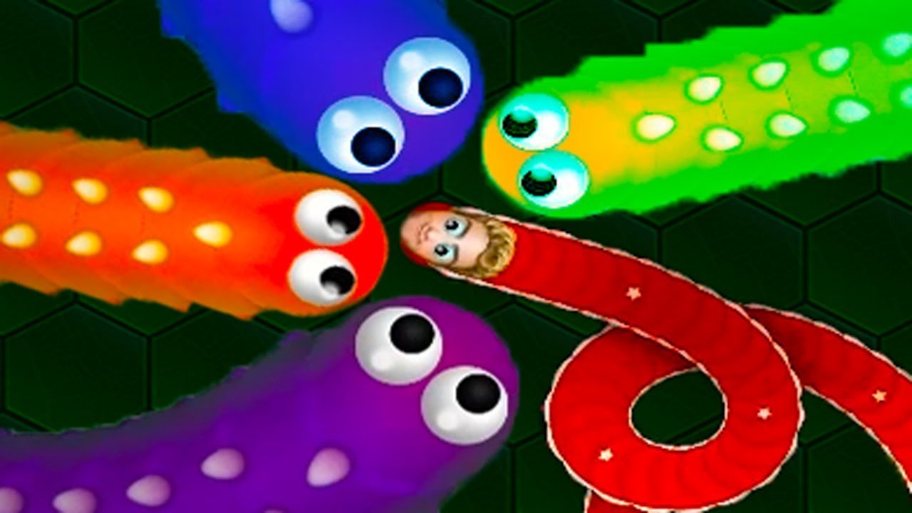 Wormax.io - INSANE Small VS Giant Snake TROLLING! NEW Slither.io 2017! (Crazy Snake Highlights!) #1