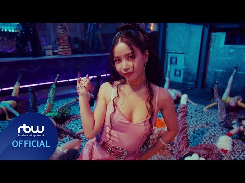 솔라 (Solar) 'Colors' Performance Video