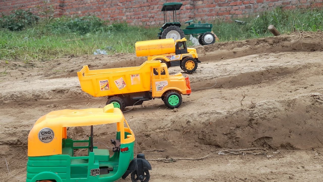 mini truck video and auto Rikhshaw gadi wala cartoon muddy tractor