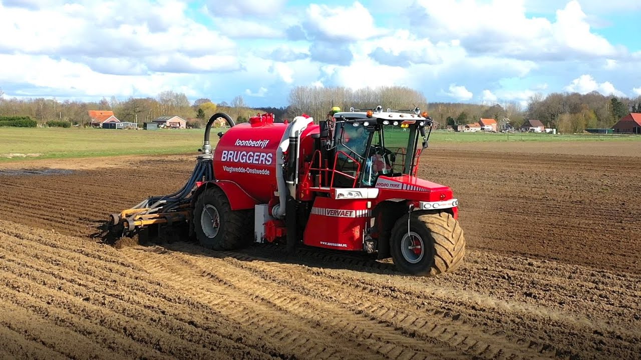 Bouwland injecteren. Vervaet HydroTrike. Loonbedrijf Bruggers Vlagtwedde.
