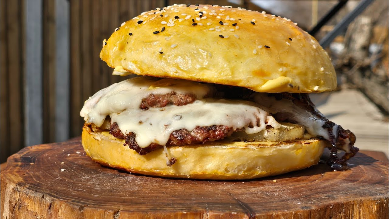 Big Hawaiian Burger on Charcoal 🔥 Juicy Pineapple & Cheese