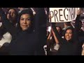 Kourtney Kardashian anuncia embarazo en medio del concierto de Blink 182