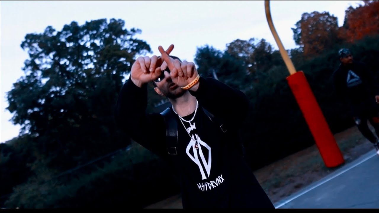 D.FRENCH - Solid Gold Necklace (feat. Yung Breeze) [prod. by Louis Mackey & SkySplitterInk]