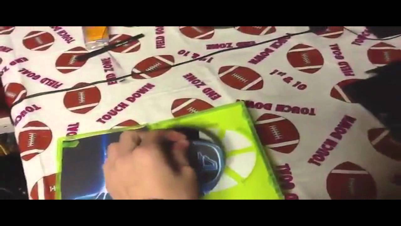 HALO 4 UNBOXING!!! [XBOX 360] Guy Dies?