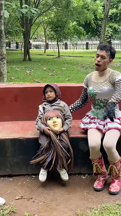 Alika polwan cilik palinh suka sama kedok bety milik rika sampai gamau lepas