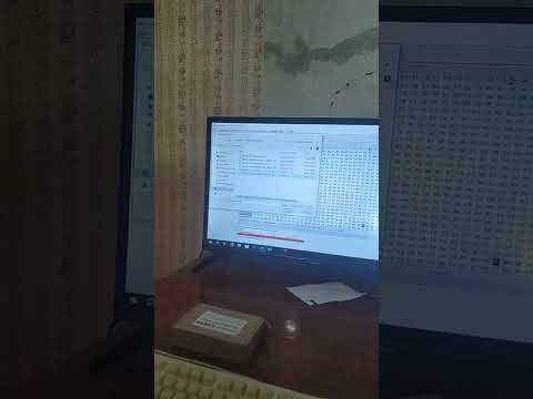 ТВ SUPRA STV-LC32T850WL ВИСИТ НА ЗАСТАВКЕ.