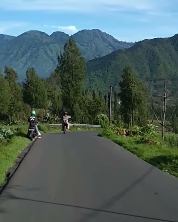 Story wa pegunungan 'Keren'