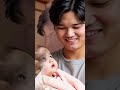 😭👶翔平パパの涙…娘を抱いた瞬間に起きた奇跡とは？