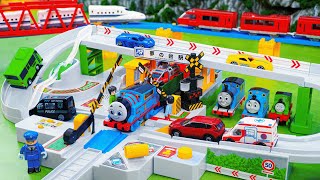 Plarail Shinkansen ☆ Construction of Tomica Railway Crossing for Thomas the Tank Engine & Shinkansen