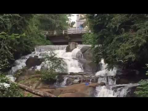 Aruvikkuzhi Waterfall video