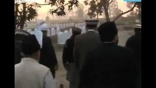Huzur (aba) Tour of Qadian 2005 - Islam Ahmadiyya