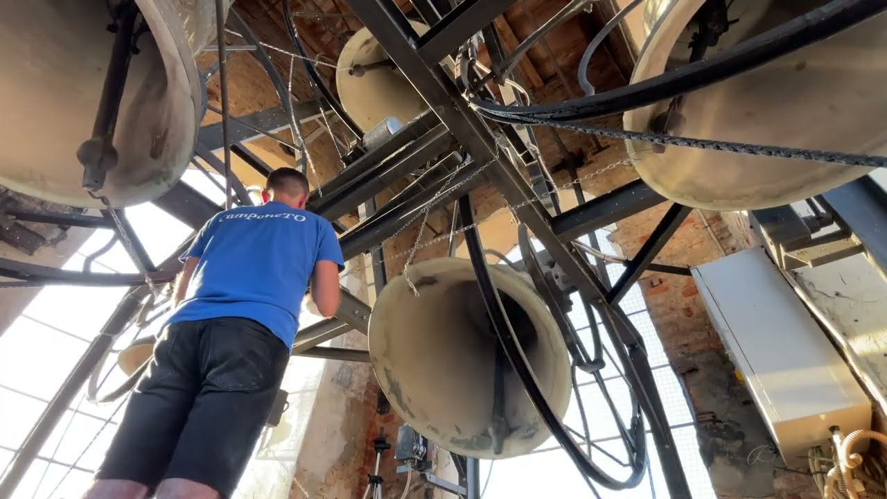 Le campane di Saluggia(VC) - Chiesa Parrocchiale di San Grato - Suonate Varie