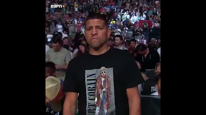 Crowds Reaction Seeing Nick Diaz In Attendance Supporting His Bro Nate Diaz
