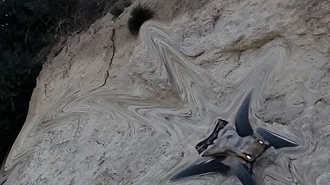 Basher sabertooth 1/8 scale truggy 2wd - Eroding the rock (Wall climbing with Seben MRF6 tires on)