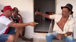 CHARLLES TROLA TIRINGA COM O CHICLEQUE QUE DÁ CHOQUE | TURMA DA CHÁCARA