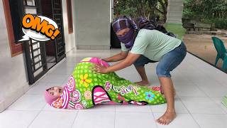 Funny Drama  Pregnant Woman Gives Birth Entangled In Blanket Helped Kidnap