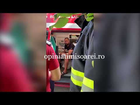 Accident intre doua masini langa Timisoara. Soferii erau bauti