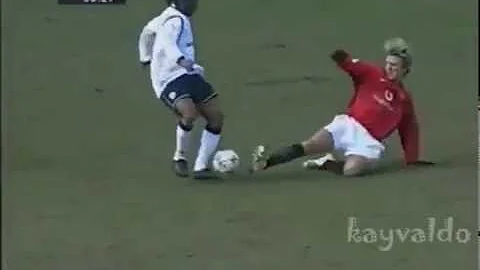 Jay Jay Okocha vs Manchester United 2003