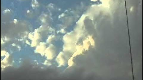 Supercell Rotating Updraft Time Lapse - March 17, 2003