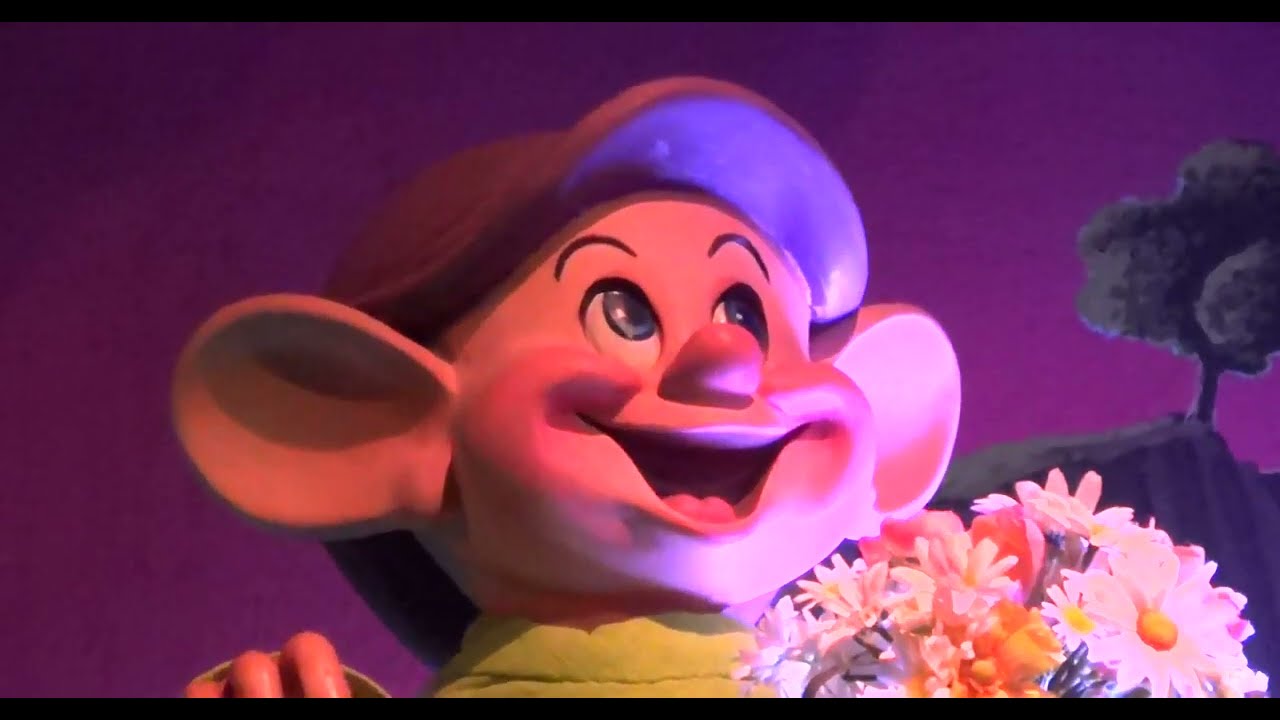 Snow White's Scary Adventures Disneyland Paris