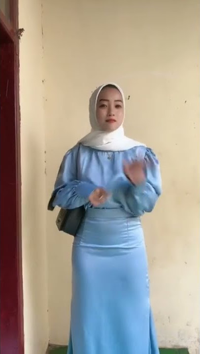 [tiktok]Rokspan satin ketat licin goyang malu-malu #tiktok #fyp #rokspan #satindress #goyang