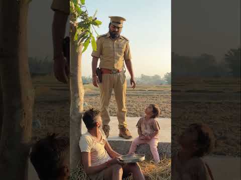 Kaidi ne lagayi jhopadi me aag ~??