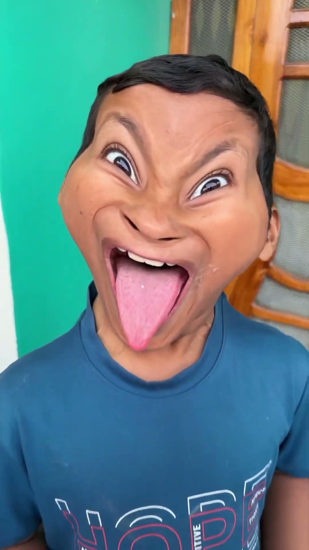Mujhe bhi chahiye ?? #shorts #comedy #funny #fun #cutebaby #comedyvideos #trending