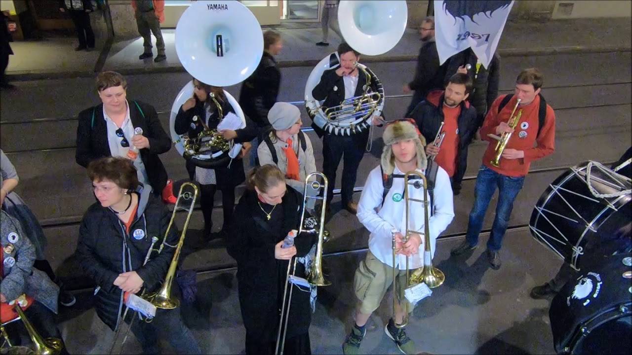 Wikinger Bar / Bummel 2019 / Guggenmusik Basler Leue 1997