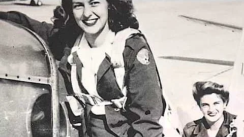 World War II woman pilot tells her story