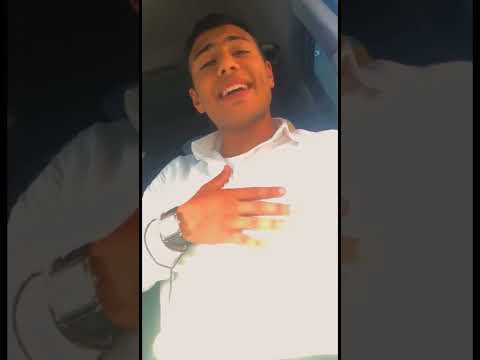 عيني منها بشكل جدي ويجز   