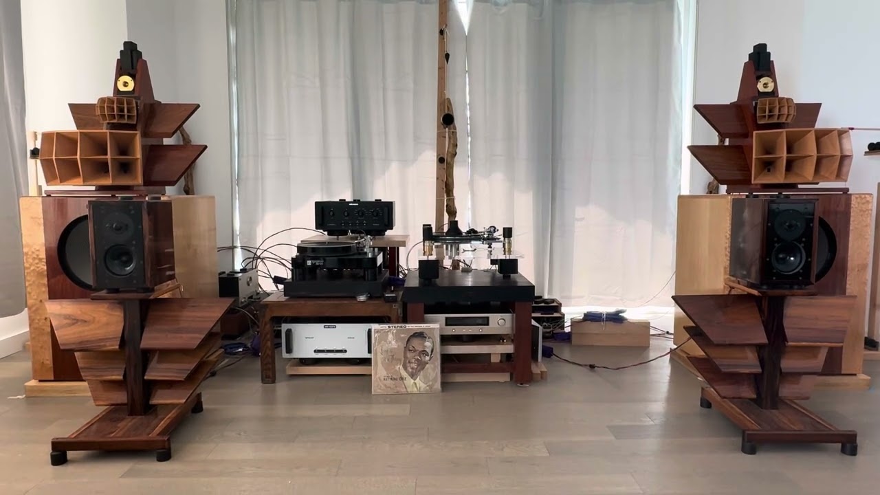 Shun Mook Ls3/5a. Marantz 9. Nat King Cole- When I Fall in Love. LP