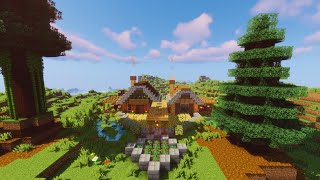 Build a large wooden house in Minecraft