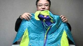 プーマ薄中綿パッカブルジャケット