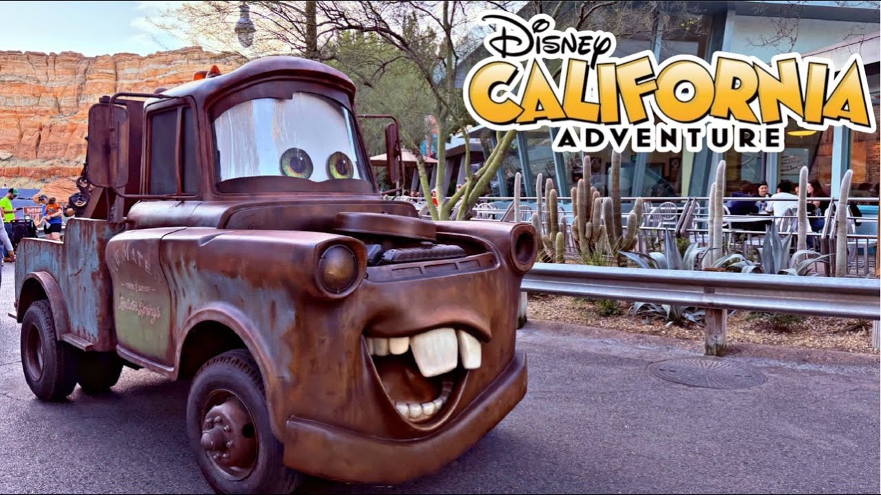 🌞 Hot & Crowded at Disneyland & DCA