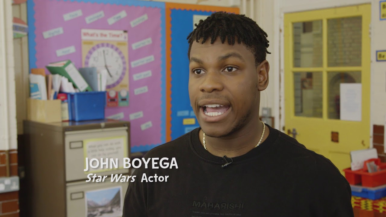 Star Wars' John Boyega teaches kids to 'Train Like A Jedi' england traduccion