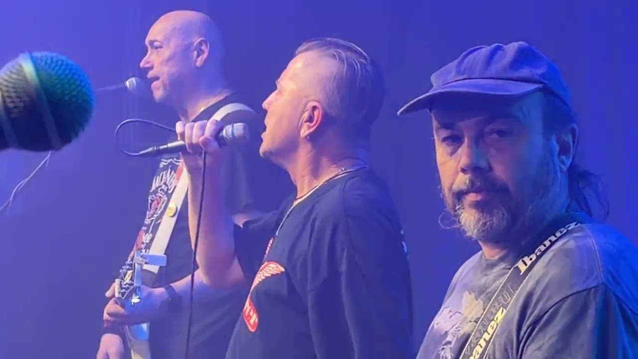 E!E - Nic novýho nerozjíždět (Live Zimní Brněnec 21.02.2026)