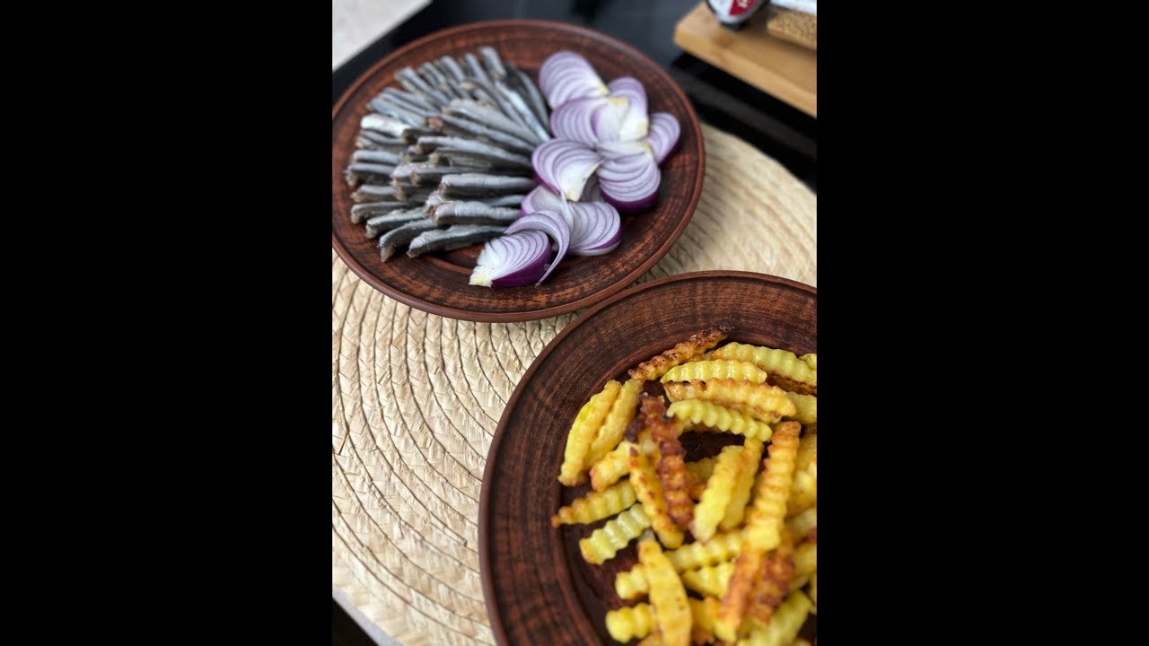 Живительный эликсир с рыбкой и ялтинским лучком. Вкусно ужинаем и общаемся с Ксенией Македон