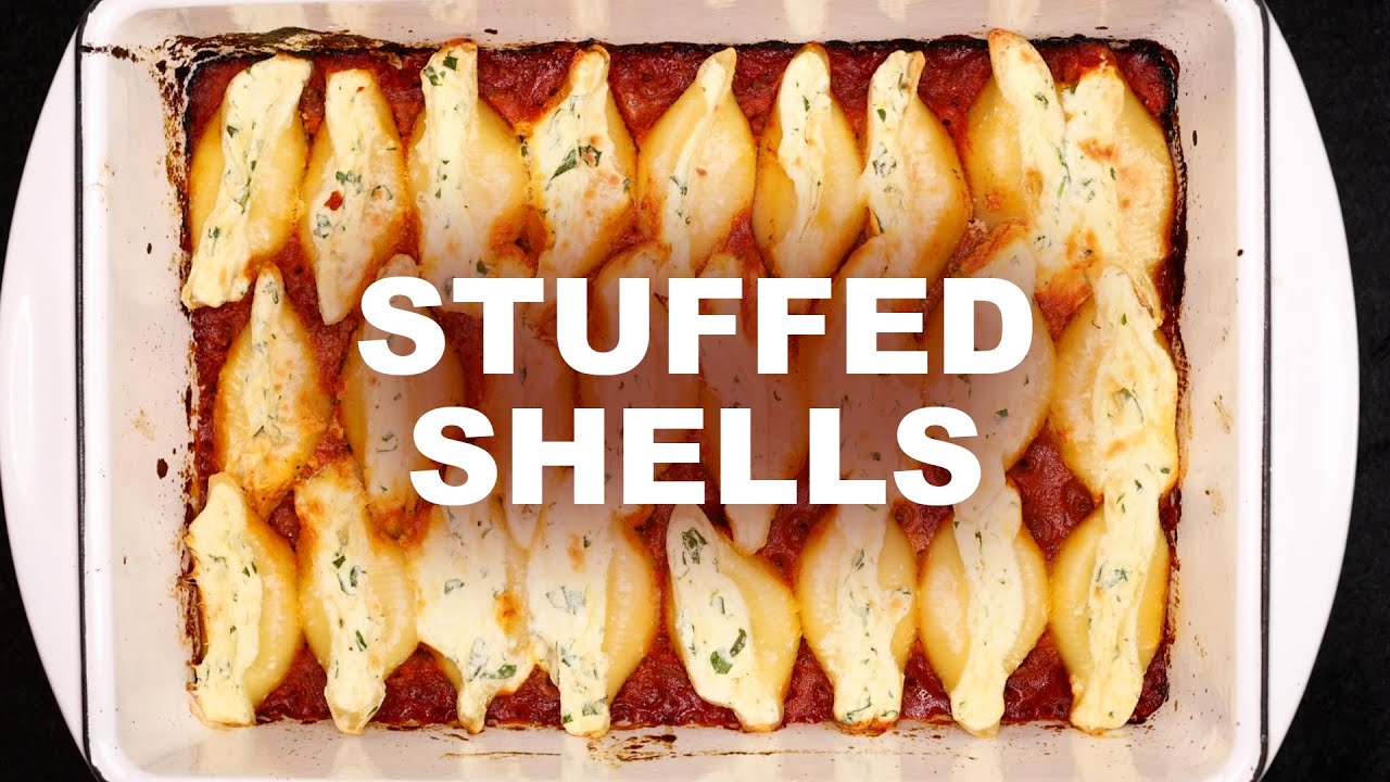 Download Stuffed shells with garlic bread