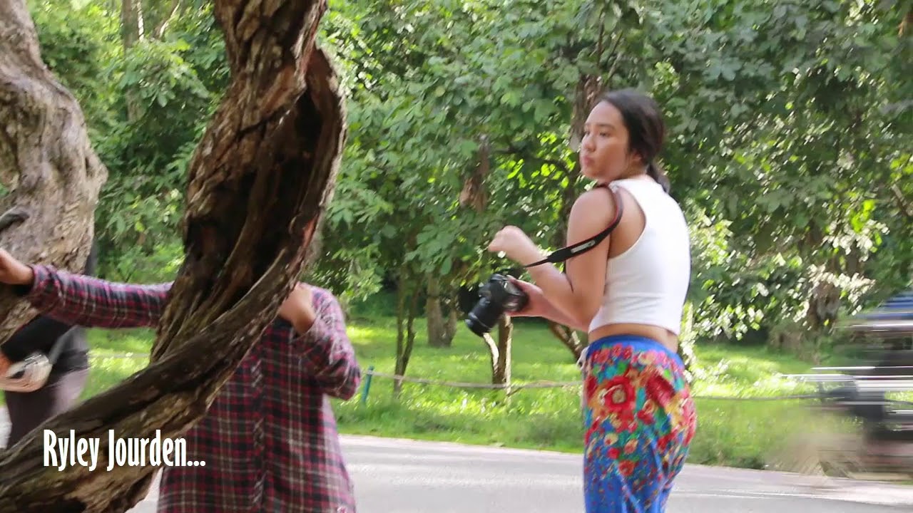 OMG, Amazing smart monkeys meet beautiful tourists near Angkor Wat temple