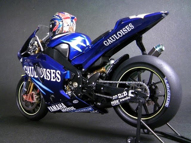 TAMIYA 1: YAMAHA YZR M1 ' Norick