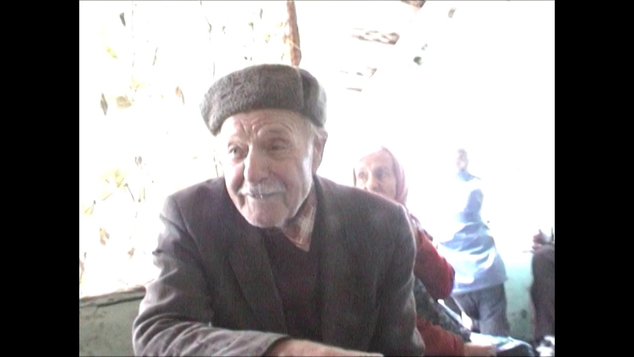 Tiszaalpár után - Tari Rókus adatközlő tanyáján, 2002.09.29. vasárnap délután = 61 perc