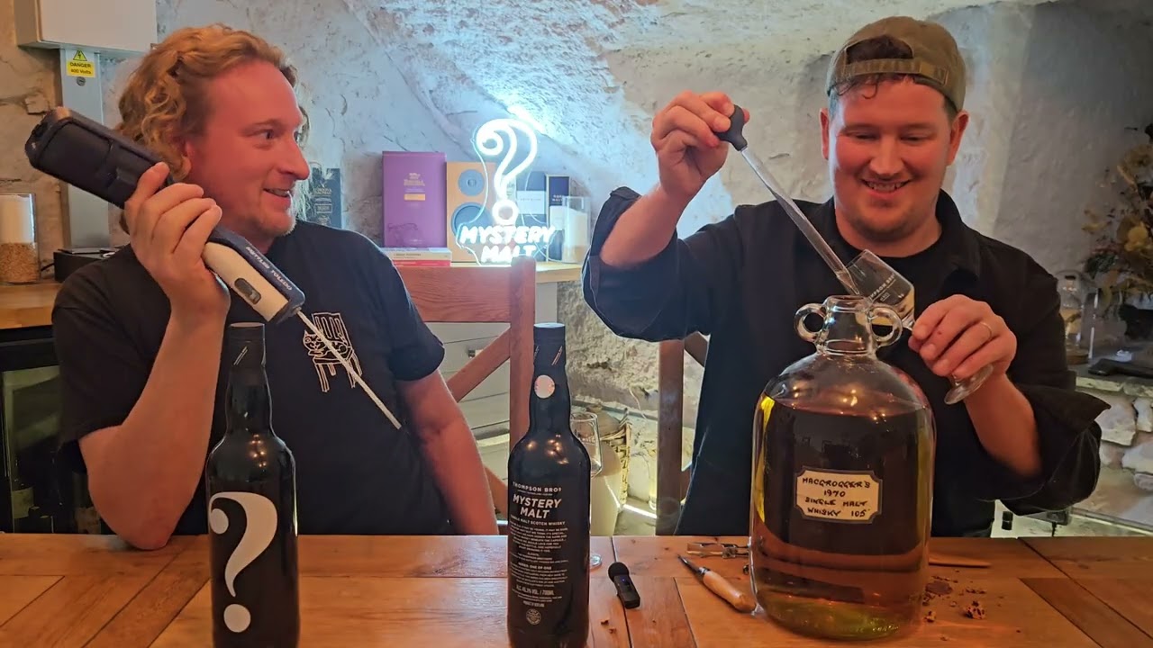 What's in the Flagon man?! Thompson Bros Mystery Malt opening