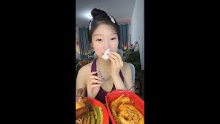 🔴 LIVE: Cozy Chinese Girl Eat & Chat ASMR, Soft Mukbang Vibes & Relaxing Eating Sounds screenshot 1
