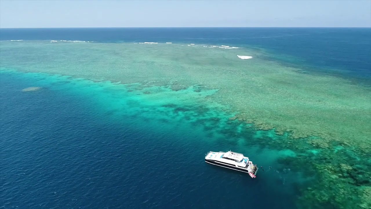 Great Barrier Reef Drone - YouTube